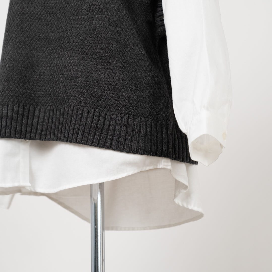 アクリルニット×ブラウスアンサンブル