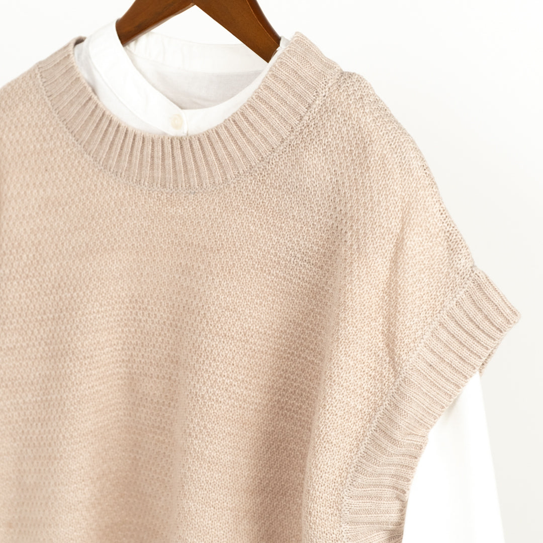 アクリルニット×ブラウスアンサンブル