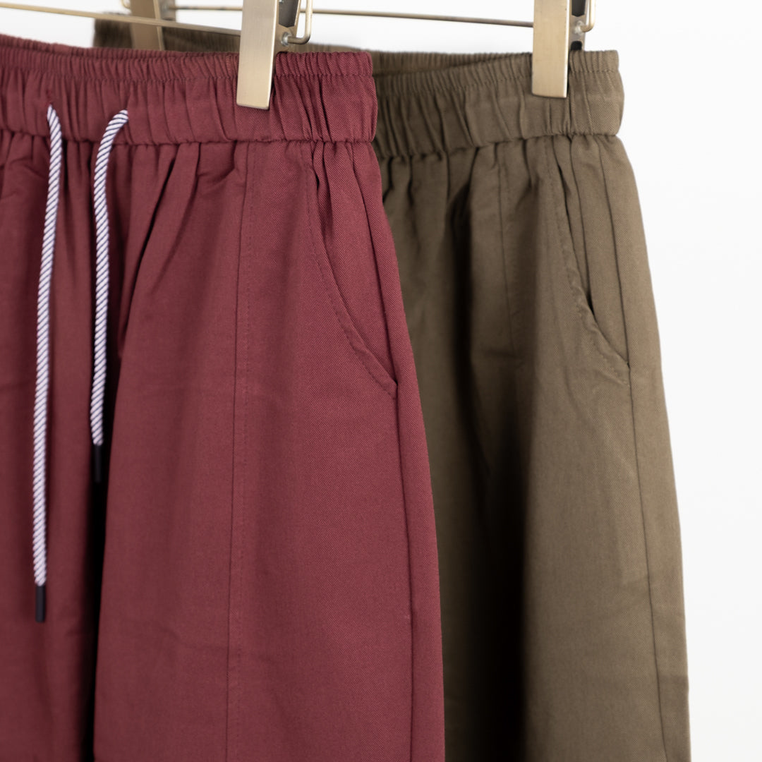 ストレッチテーパードパンツ改