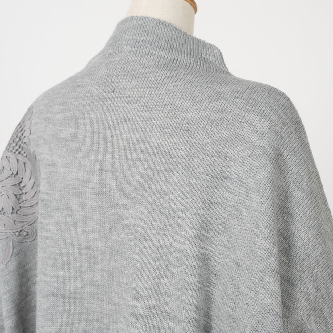 モチーフレースドルマンチュニックニット