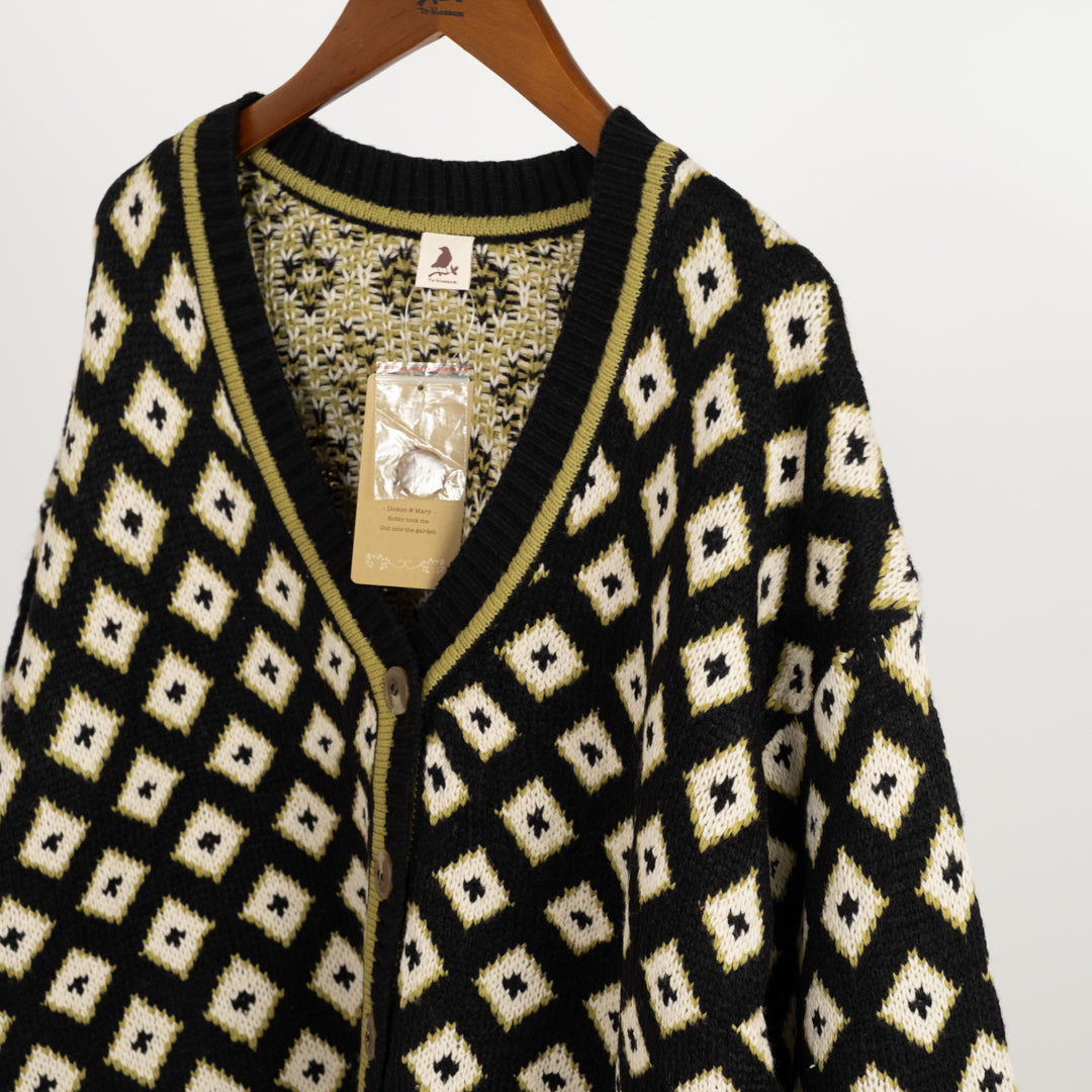 コモン柄ジャガードニット