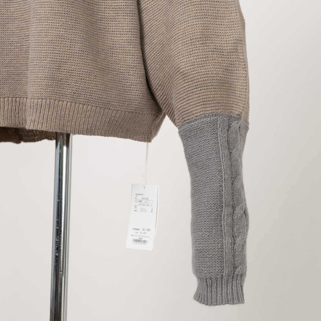 袖配色切替ニット