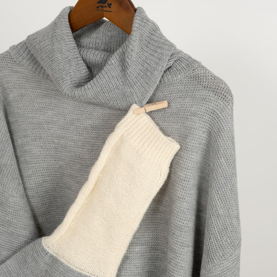 袖配色切替ニット