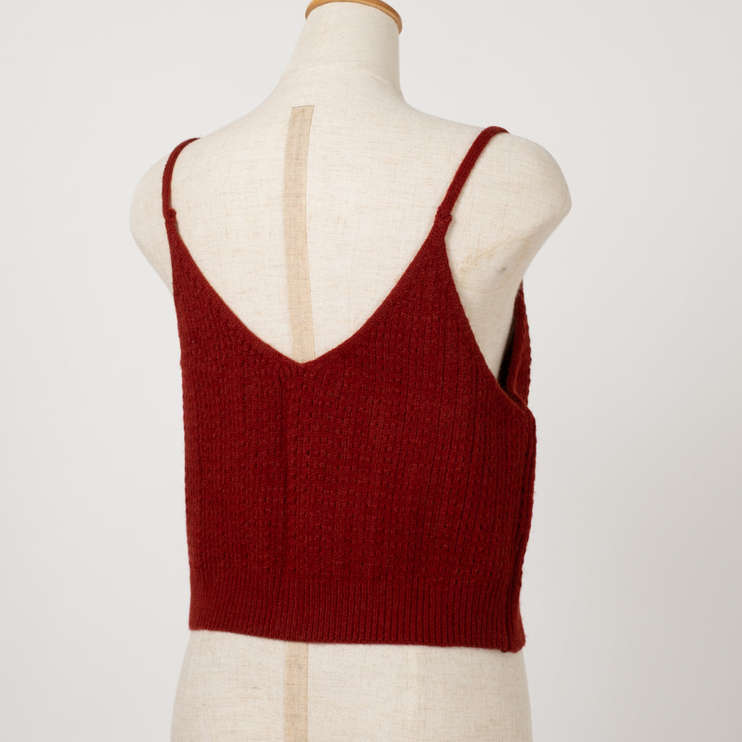 木の実色のニットビスチェ