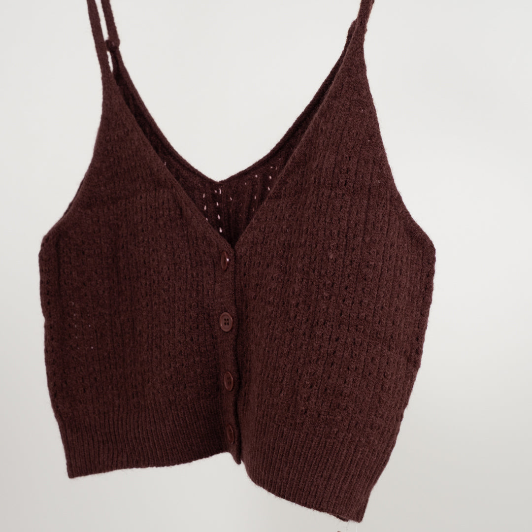 木の実色のニットビスチェ