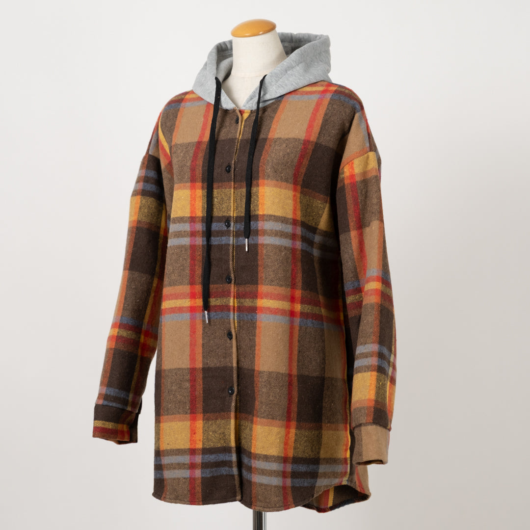 レトロチェックのフードシャツ