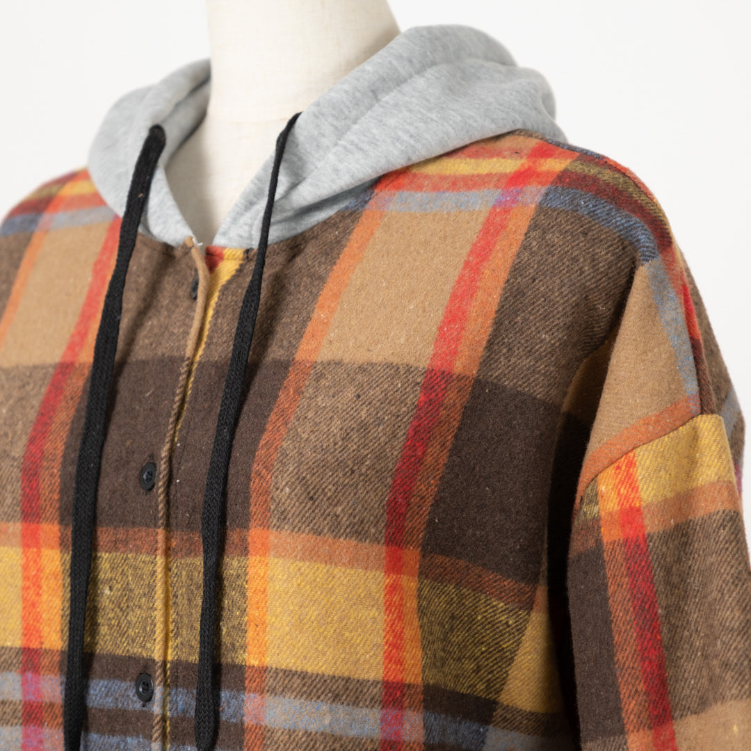 レトロチェックのフードシャツ