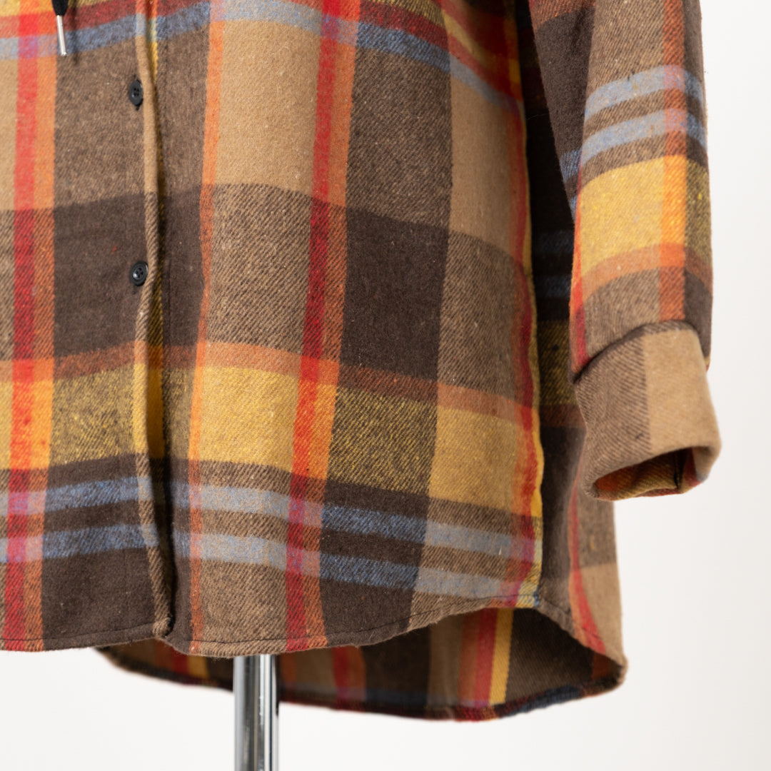 レトロチェックのフードシャツ