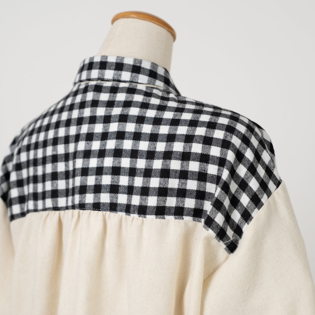 お散歩刺しゅう切替ブラウス