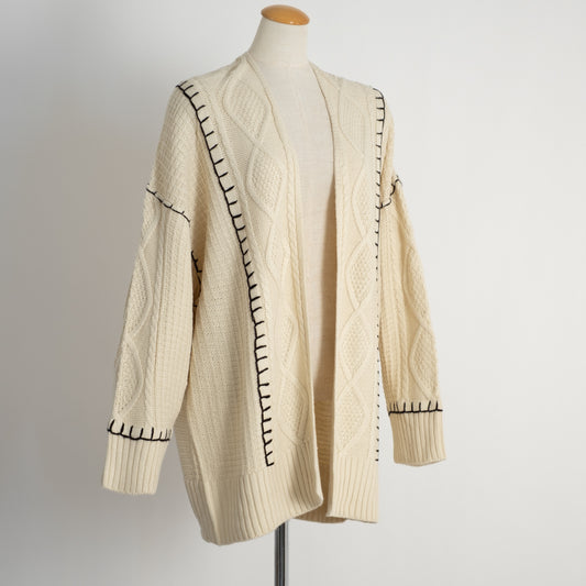 配色ブランケットケーブルカーディガン