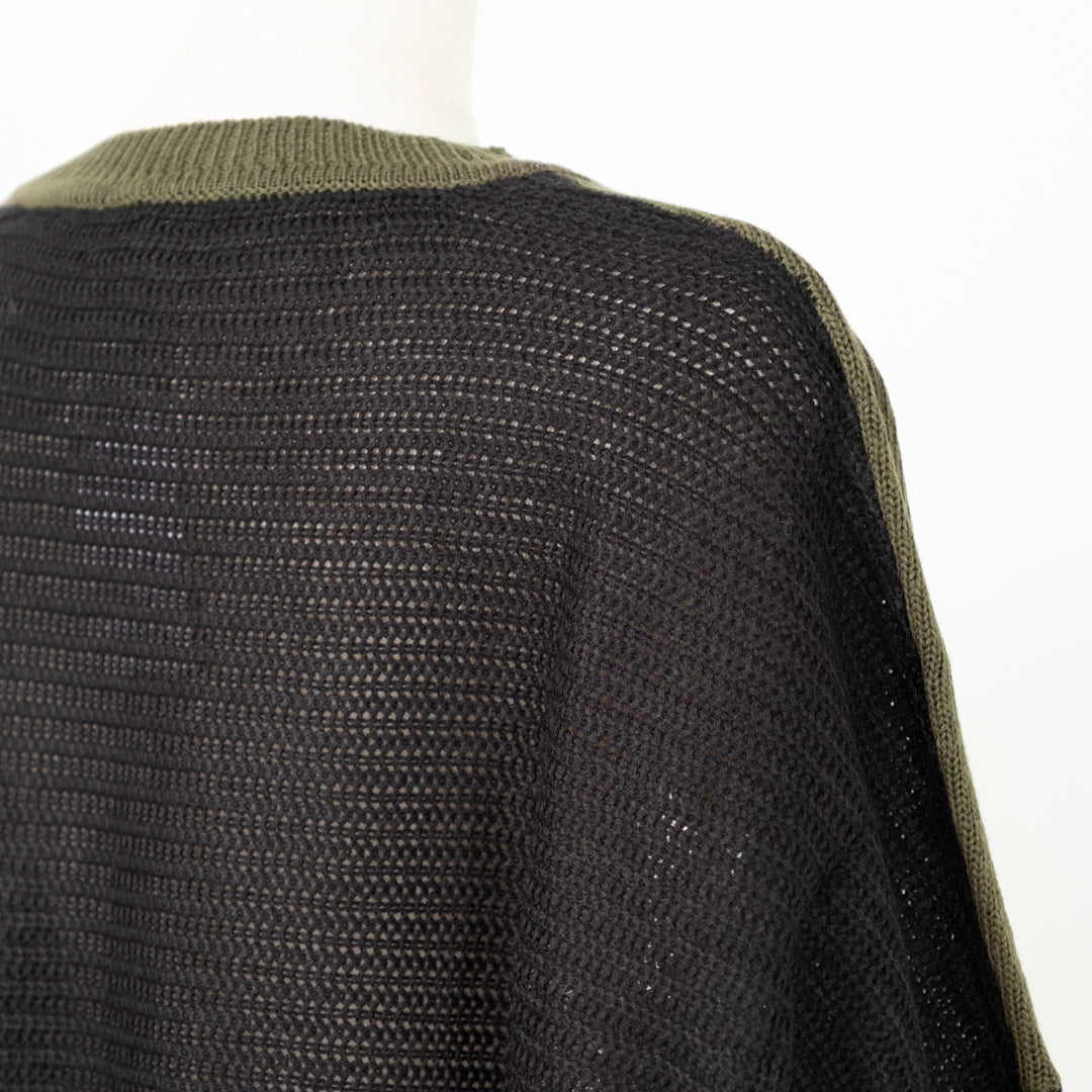 袖ケーブル配色ニットプルオーバー