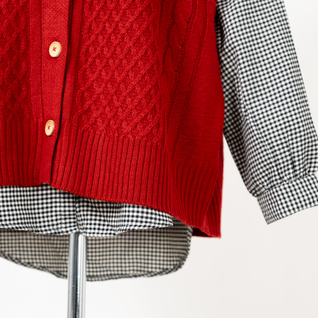 アクリルニット×ブラウス