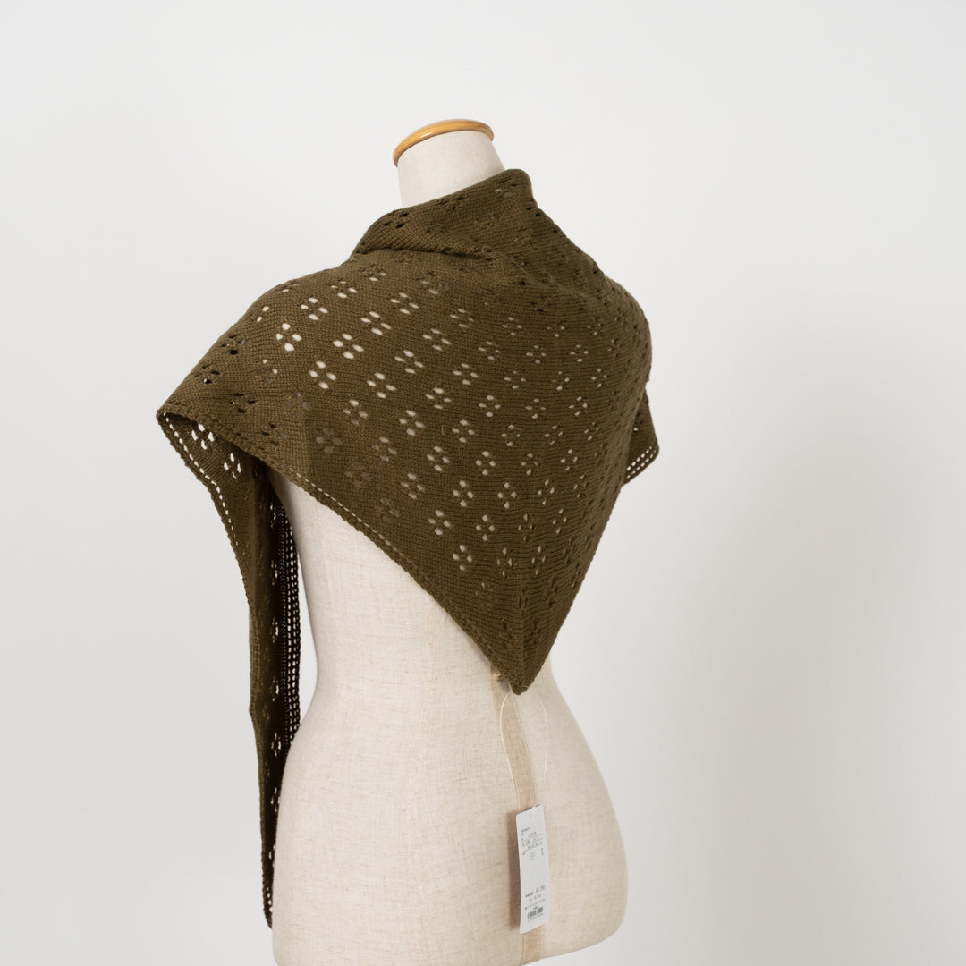 コテージの午後の三角スカーフ