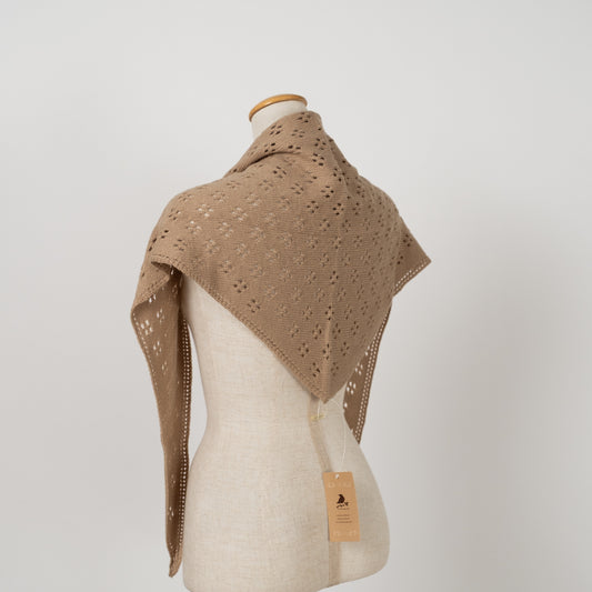 コテージの午後の三角スカーフ