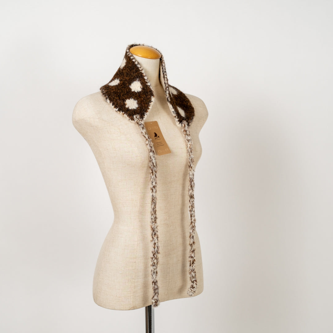 森の木の実のイヤーマフラー