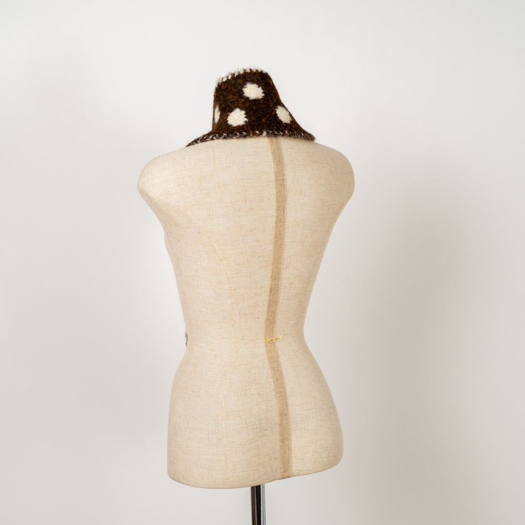 森の木の実のイヤーマフラー