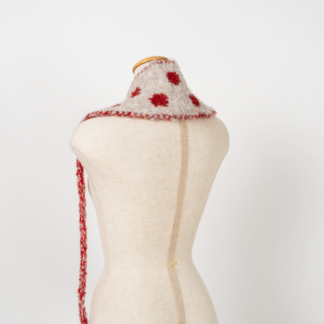 森の木の実のイヤーマフラー