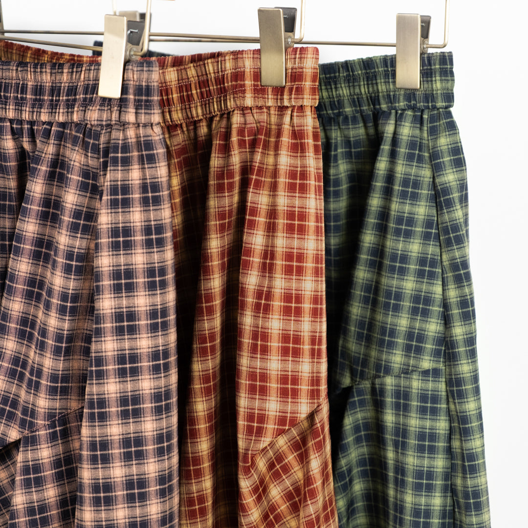 ミドルチェックスカート