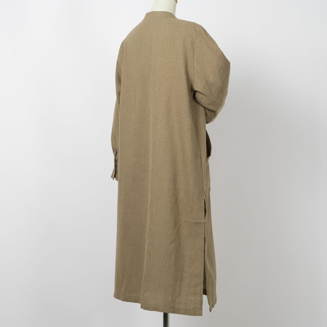 刺しゅう入り多ボタンデザインワンピース