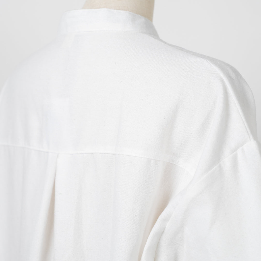 多ボタンニットポケットブラウス