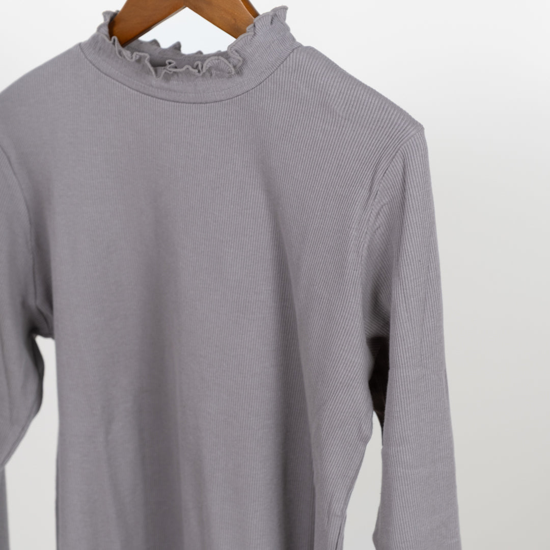 シャーリングギャザーハイネック