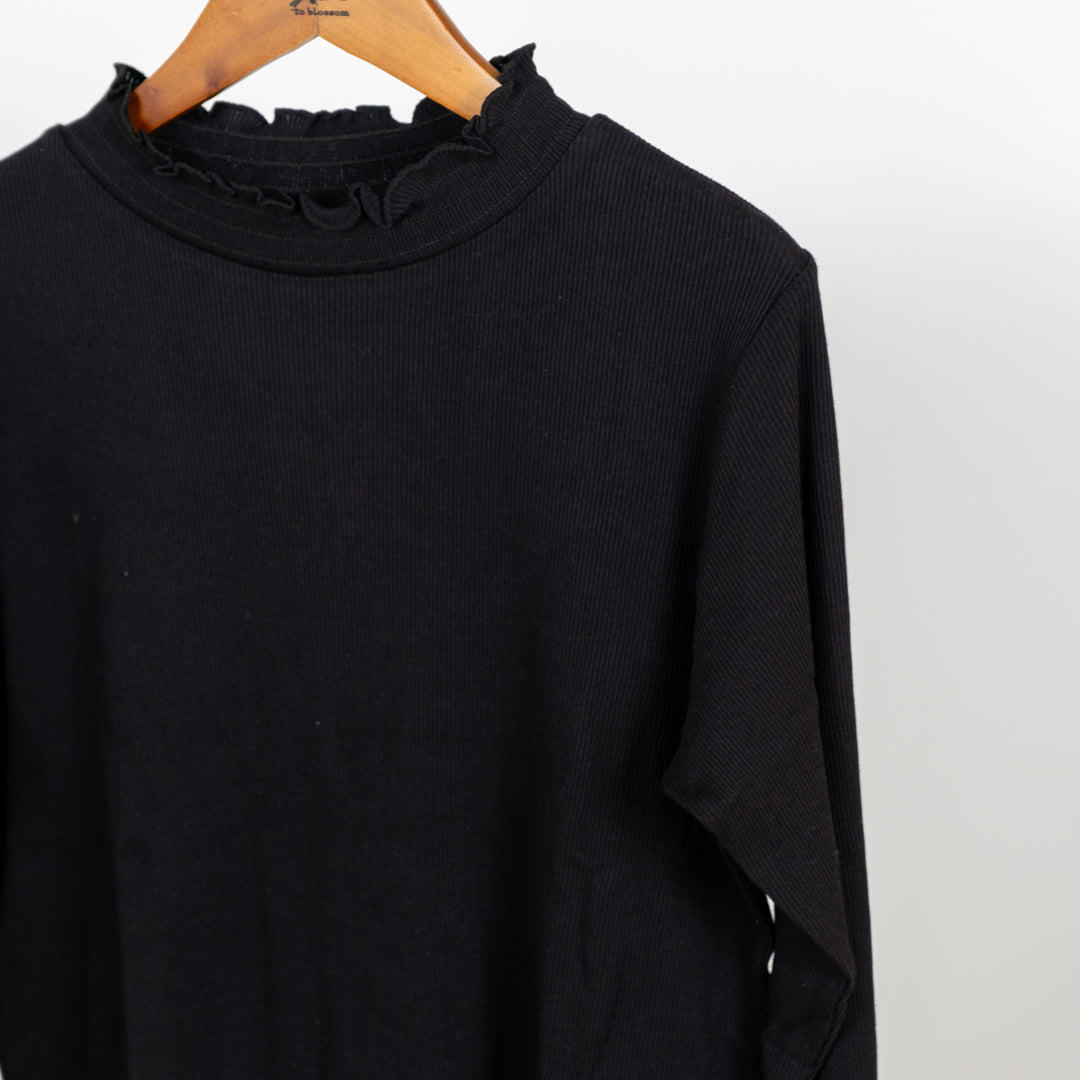 シャーリングギャザーハイネック