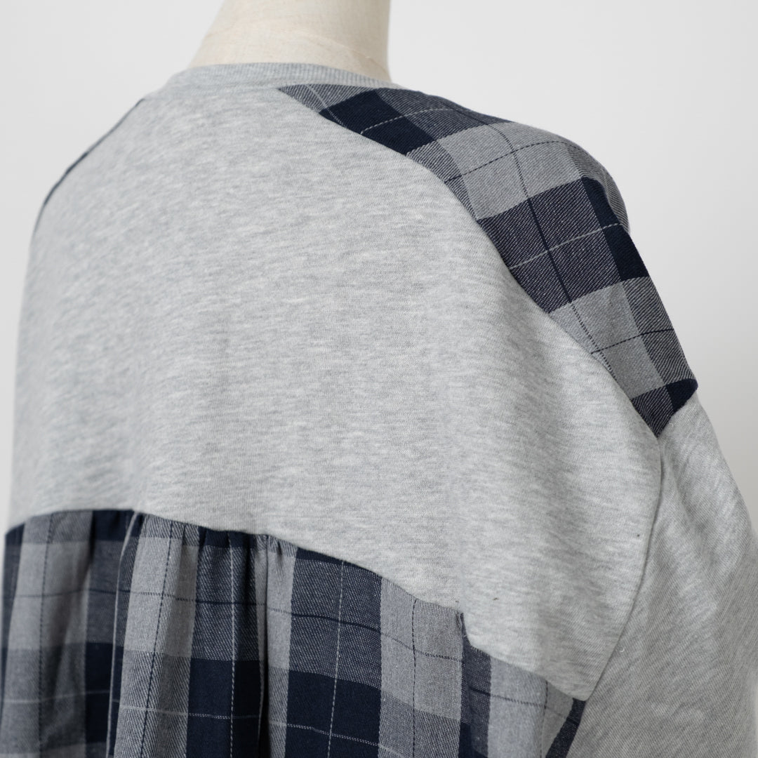 裏毛布帛切替ギャザープルオーバー