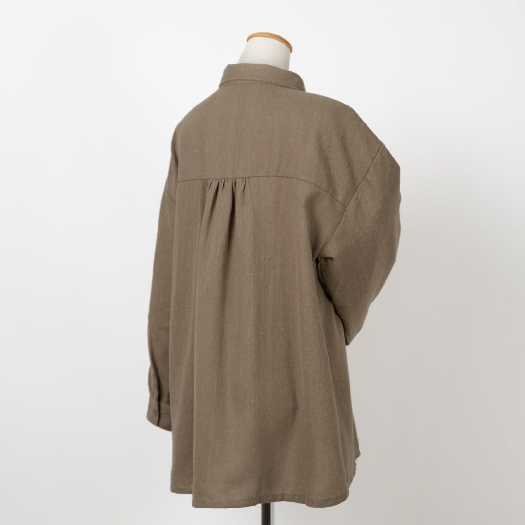 草花刺しゅうシャツ