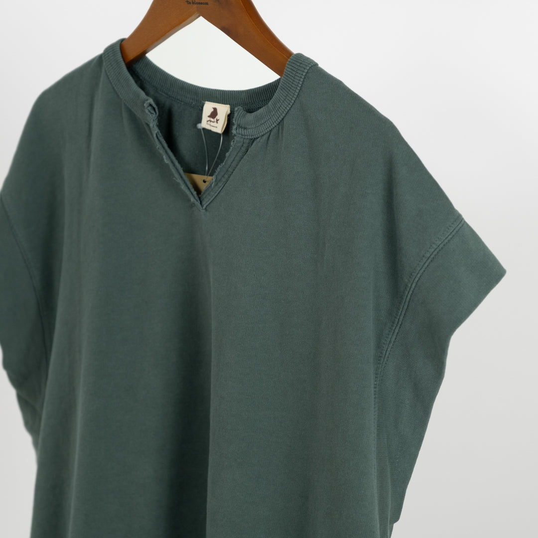 ピグメント裏毛布帛切替えベスト