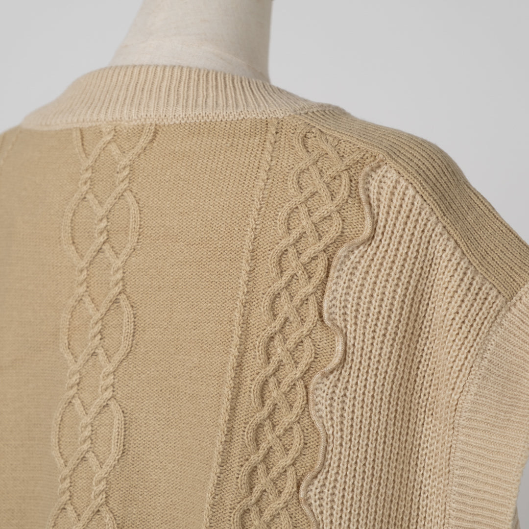 メロウニットベスト