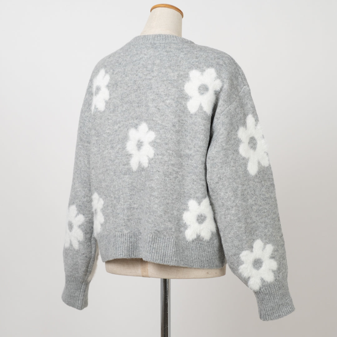 お花シャギーニットプルオーバー
