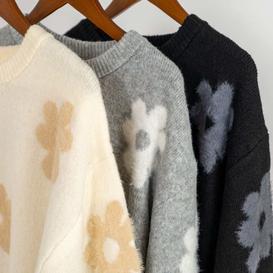 お花シャギーニットプルオーバー