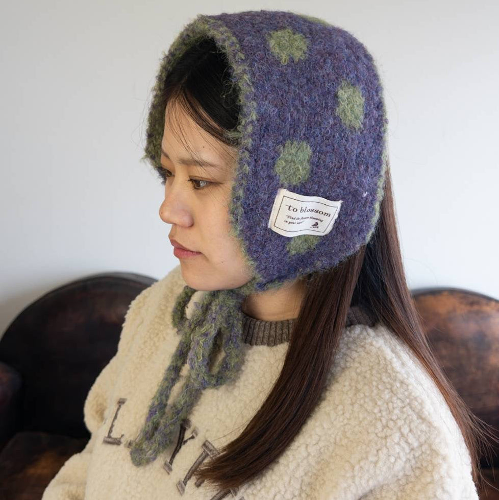 森の木の実のイヤーマフラー