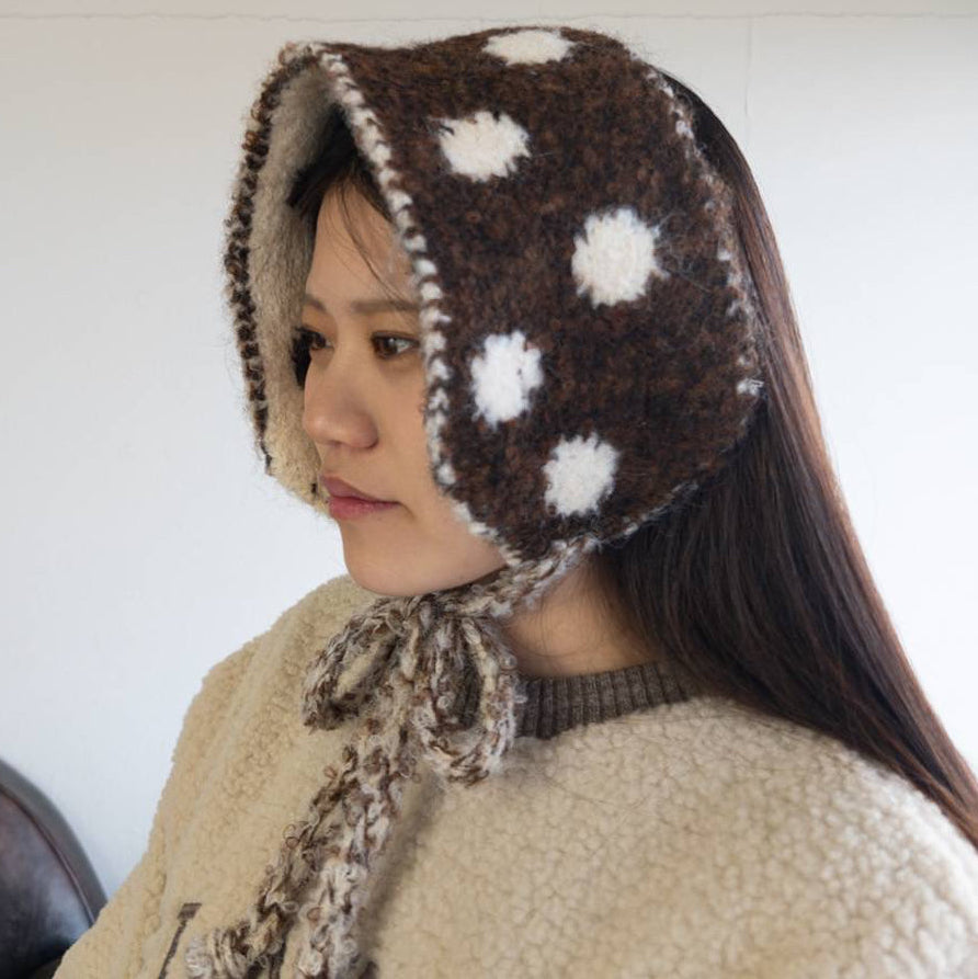 森の木の実のイヤーマフラー