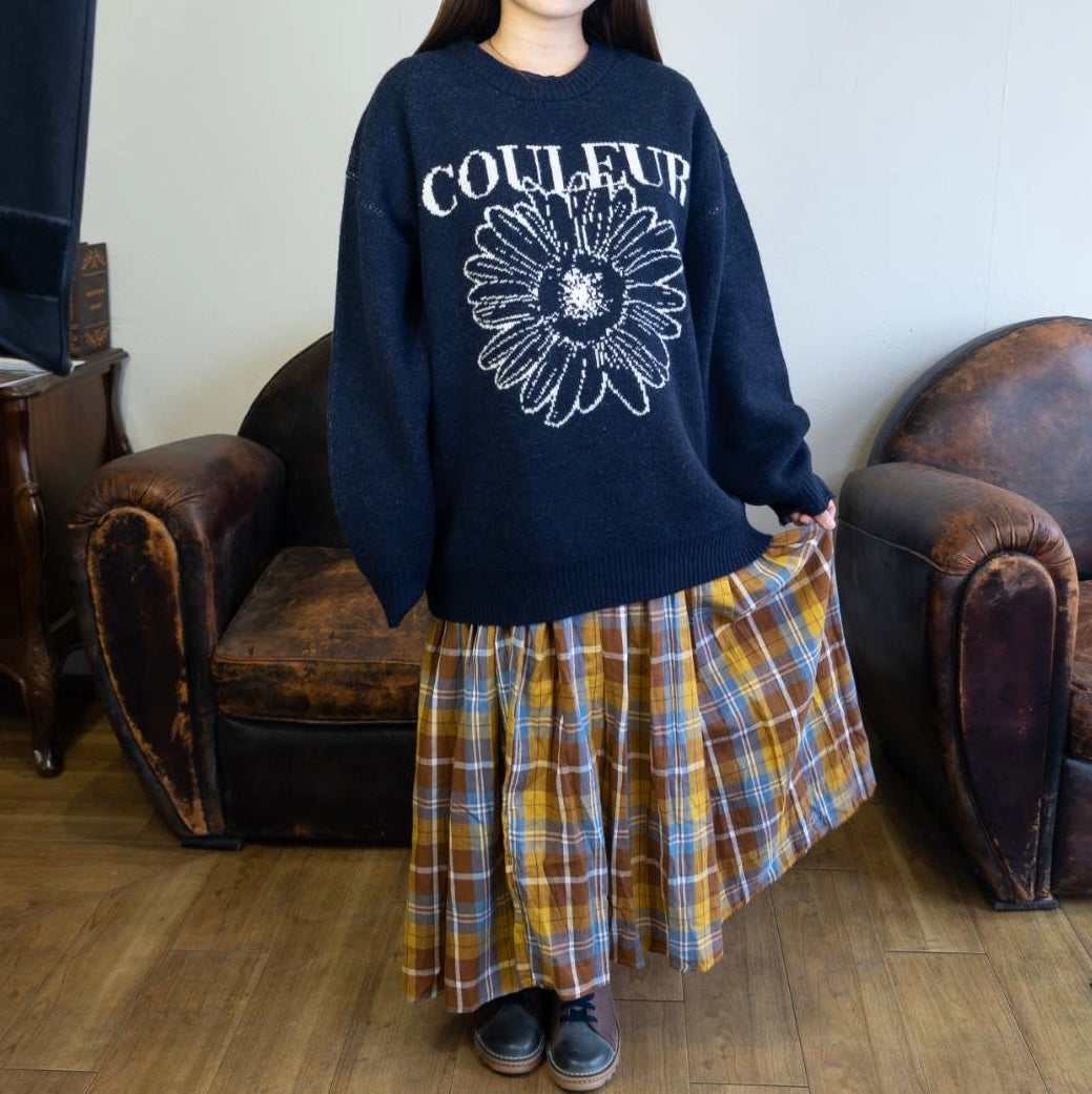 デイジー刺繡ニットプルオーバー