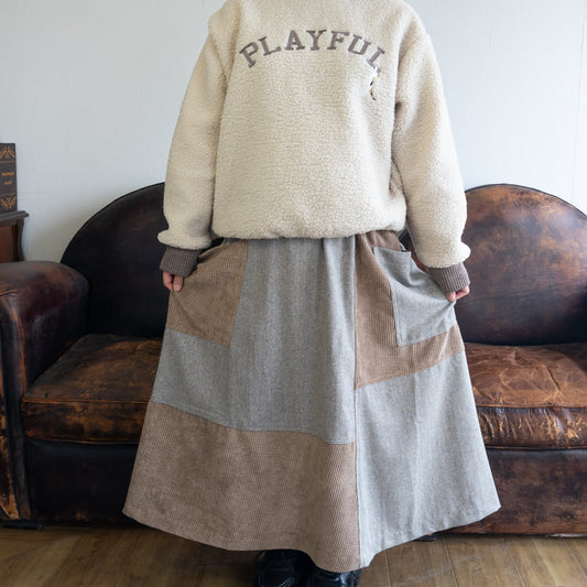 ヘリンボーンパッチフレアスカート