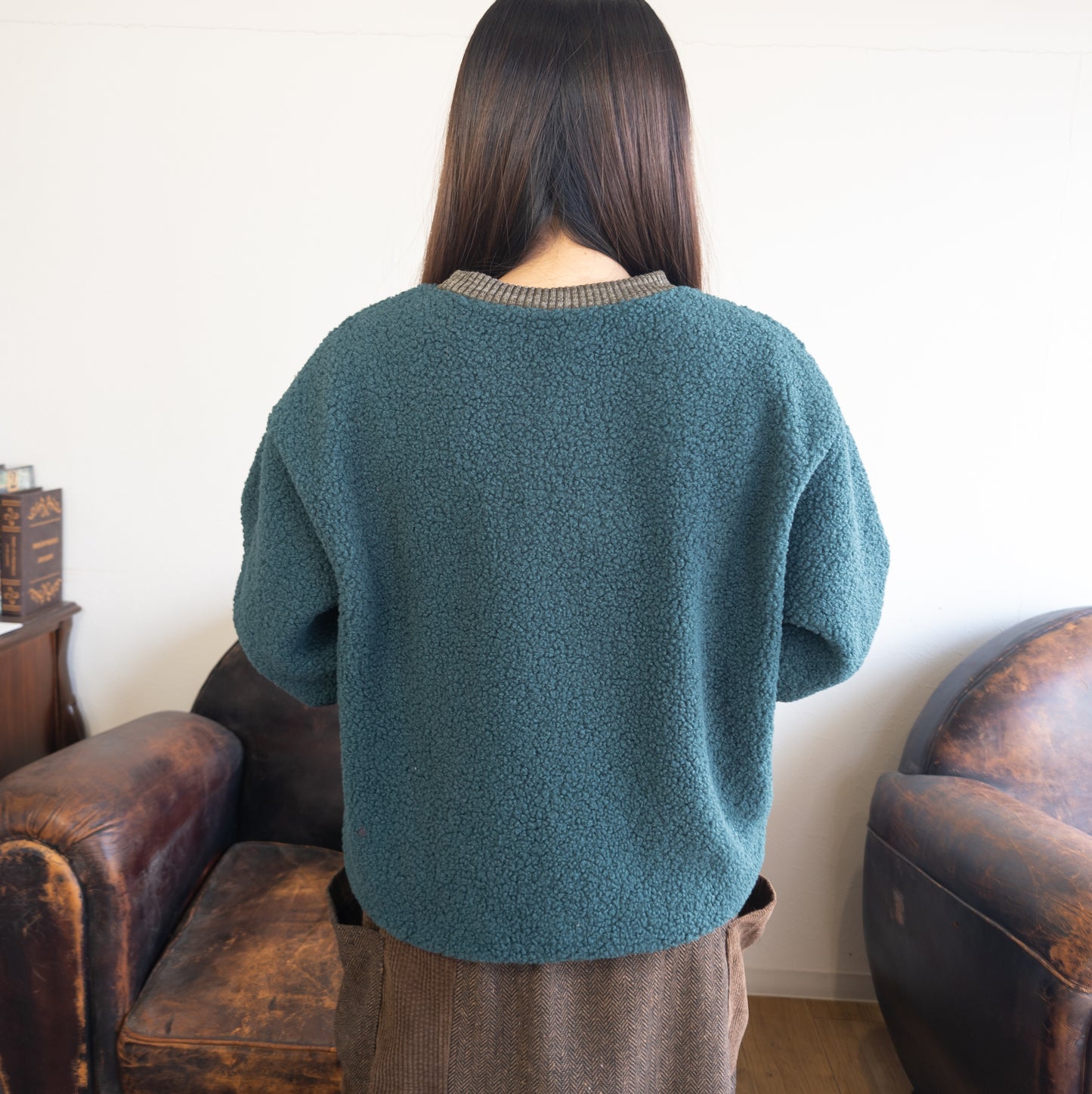 猫刺繡ボアプルオーバー