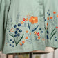 お花畑の刺繍ブラウス
