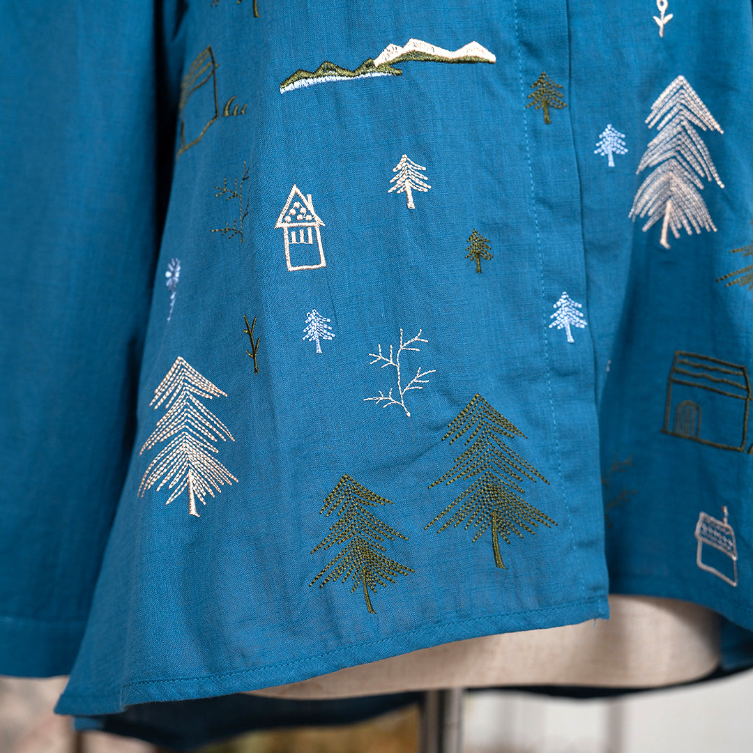森の探索刺繍長袖ブラウス