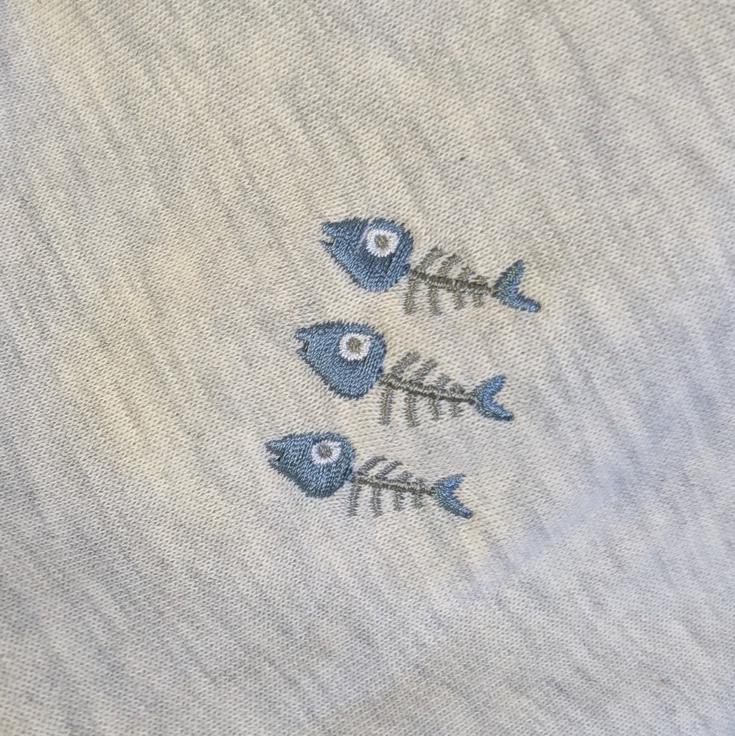 食べ過ぎた猫裏起毛パーカー