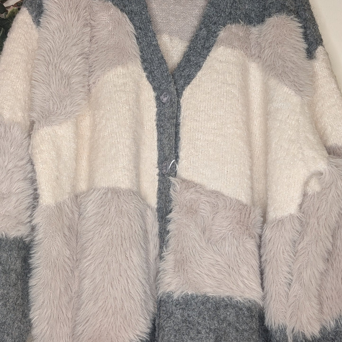 シャギーブークレ異素材カーディガン