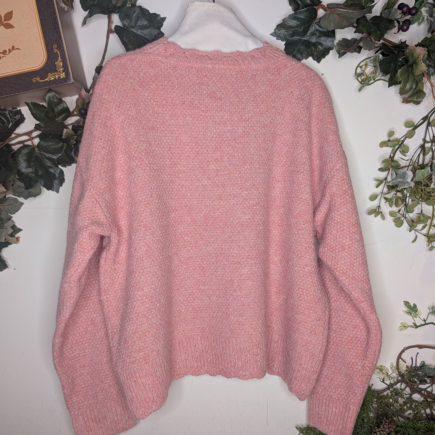 スカラッププルオーバー