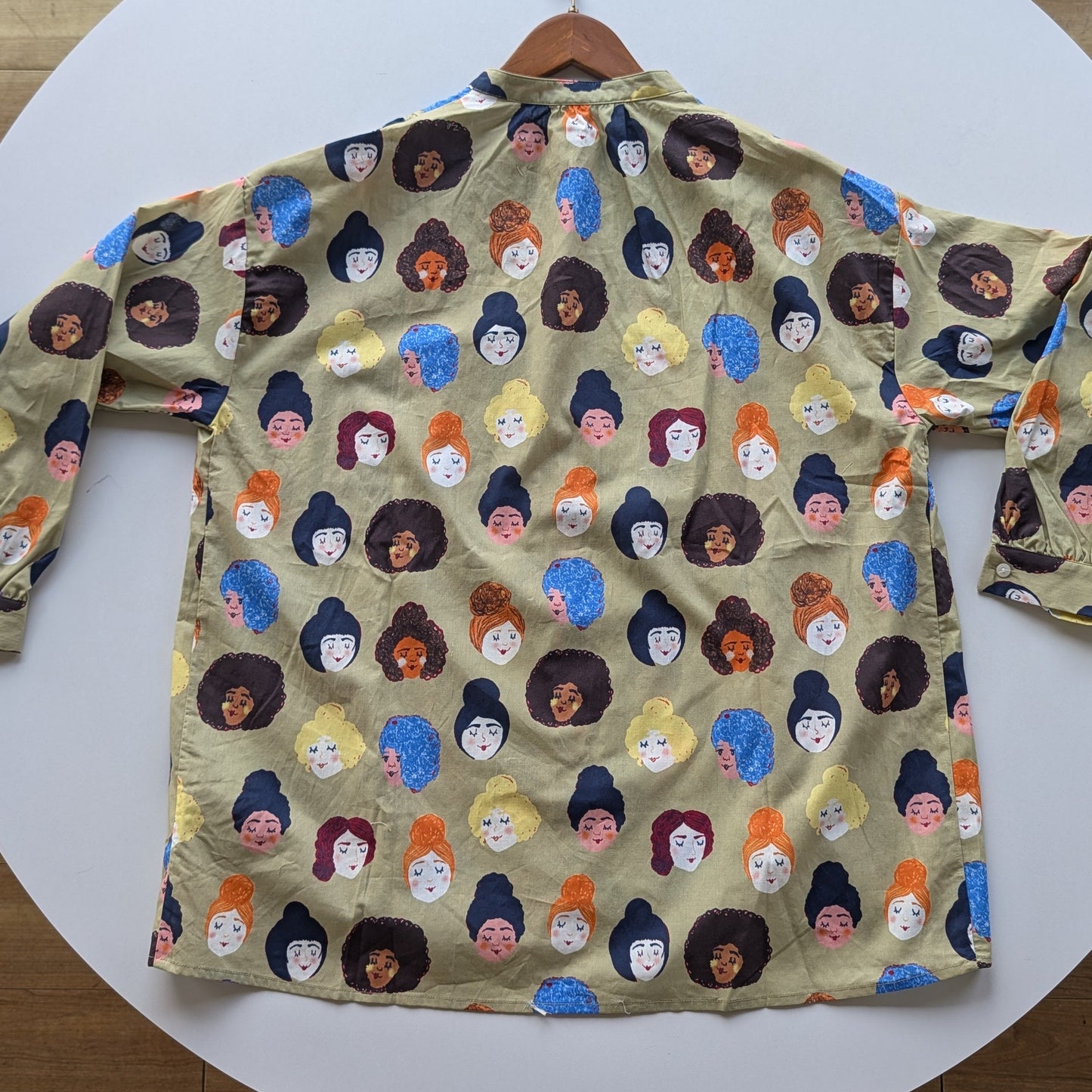 プリントギャザーブラウス