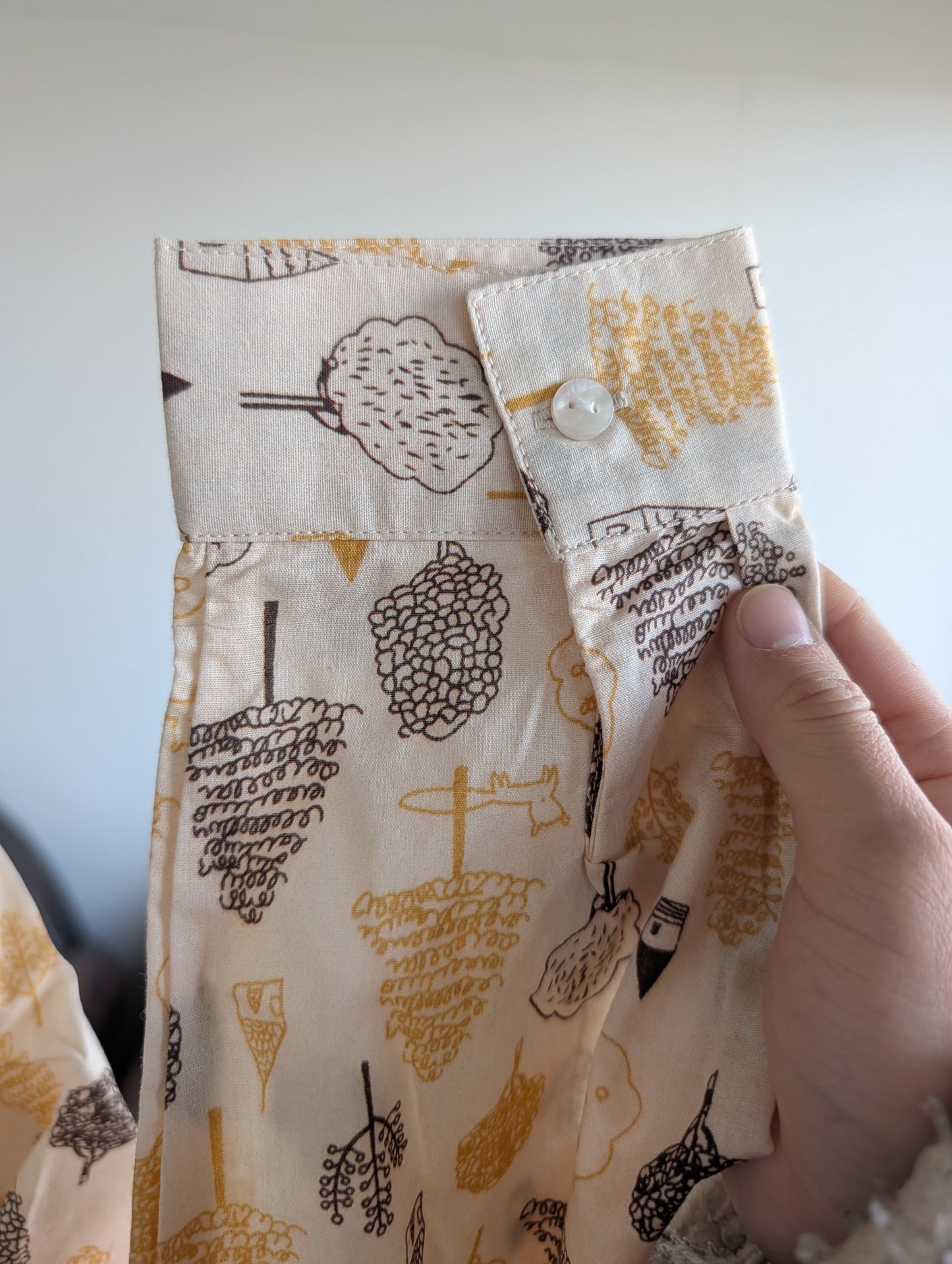 プリントフリルブラウス