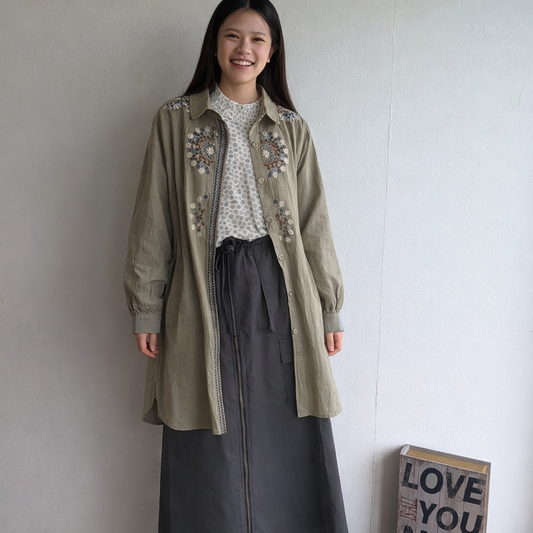 野花のささやきブラウス