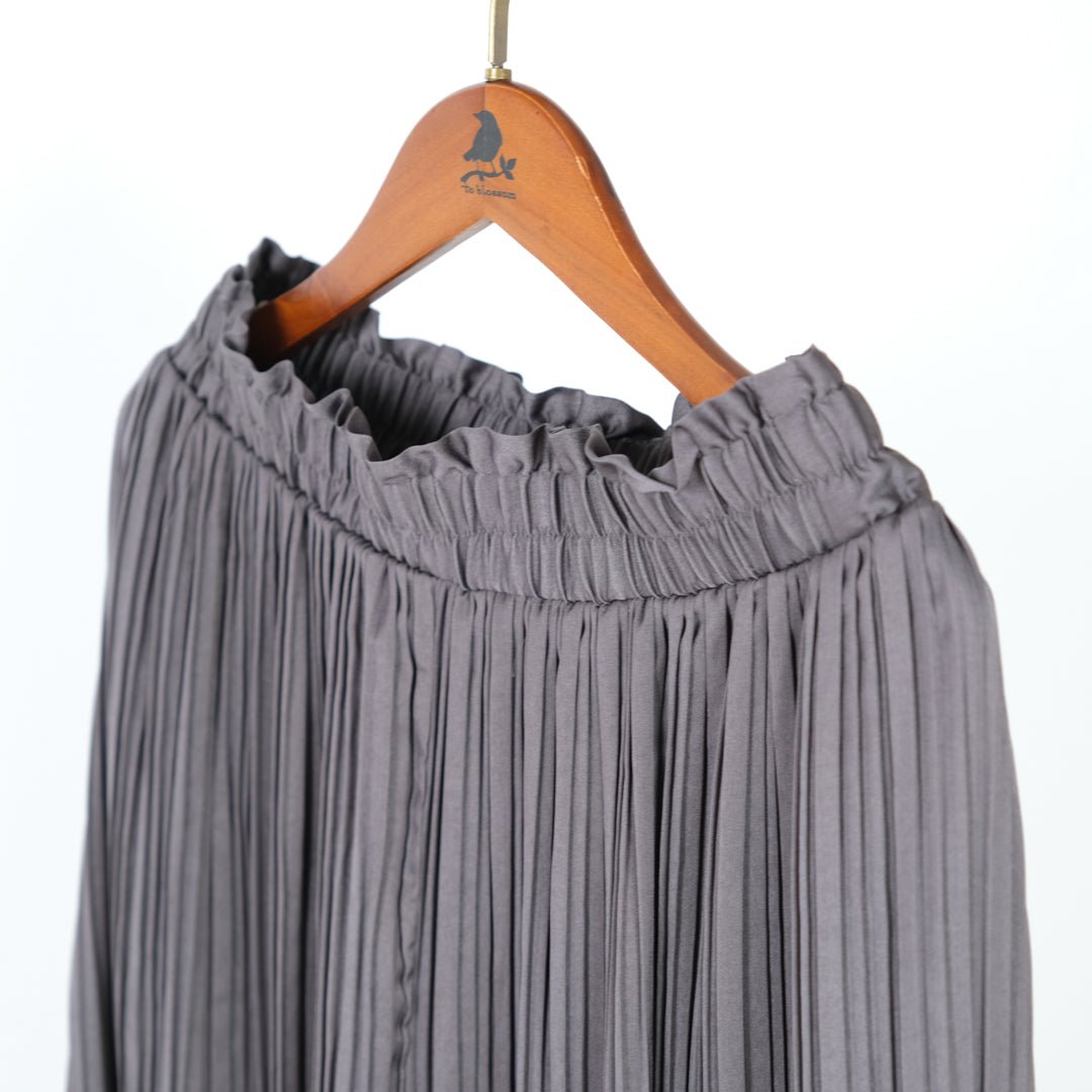 ヴィンテージサテン消しプリーツパンツ - to blossom (8207676145796)