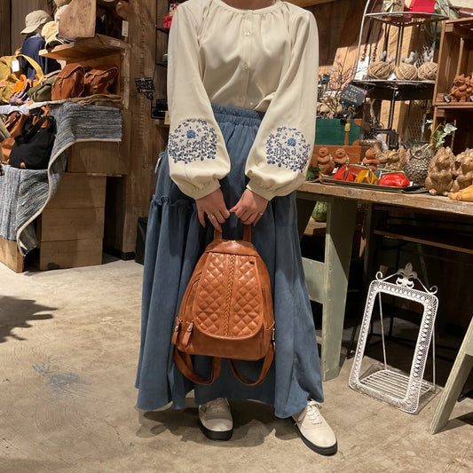 袖に花刺繍の柔らかコールブラウス - to blossom (8181420032132)