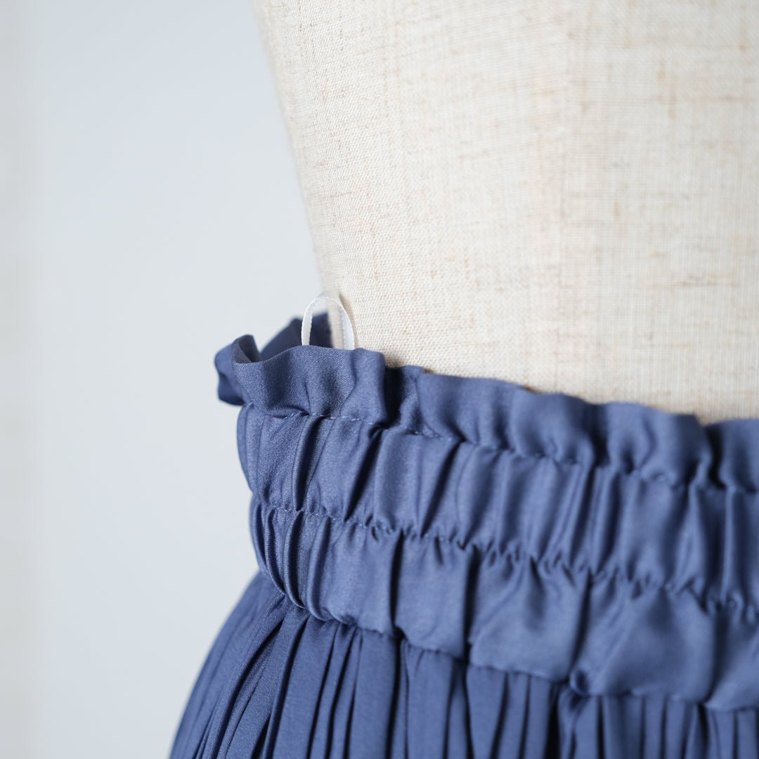 ヴィンテージサテン消しプリーツパンツ - to blossom (8207676145796)