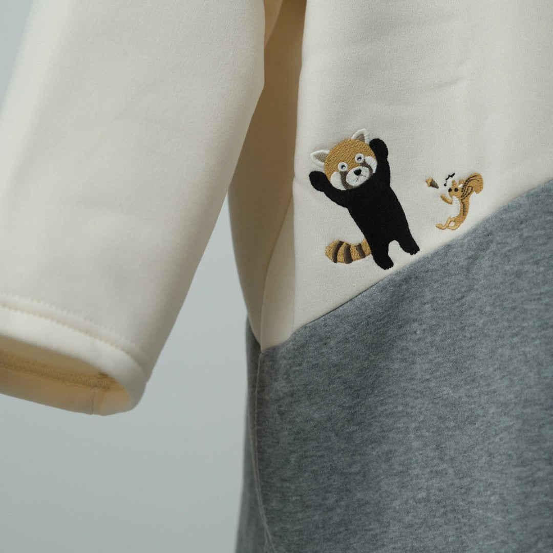 気ままなレッサーパンダ刺しゅう - to blossom (8187746648196)