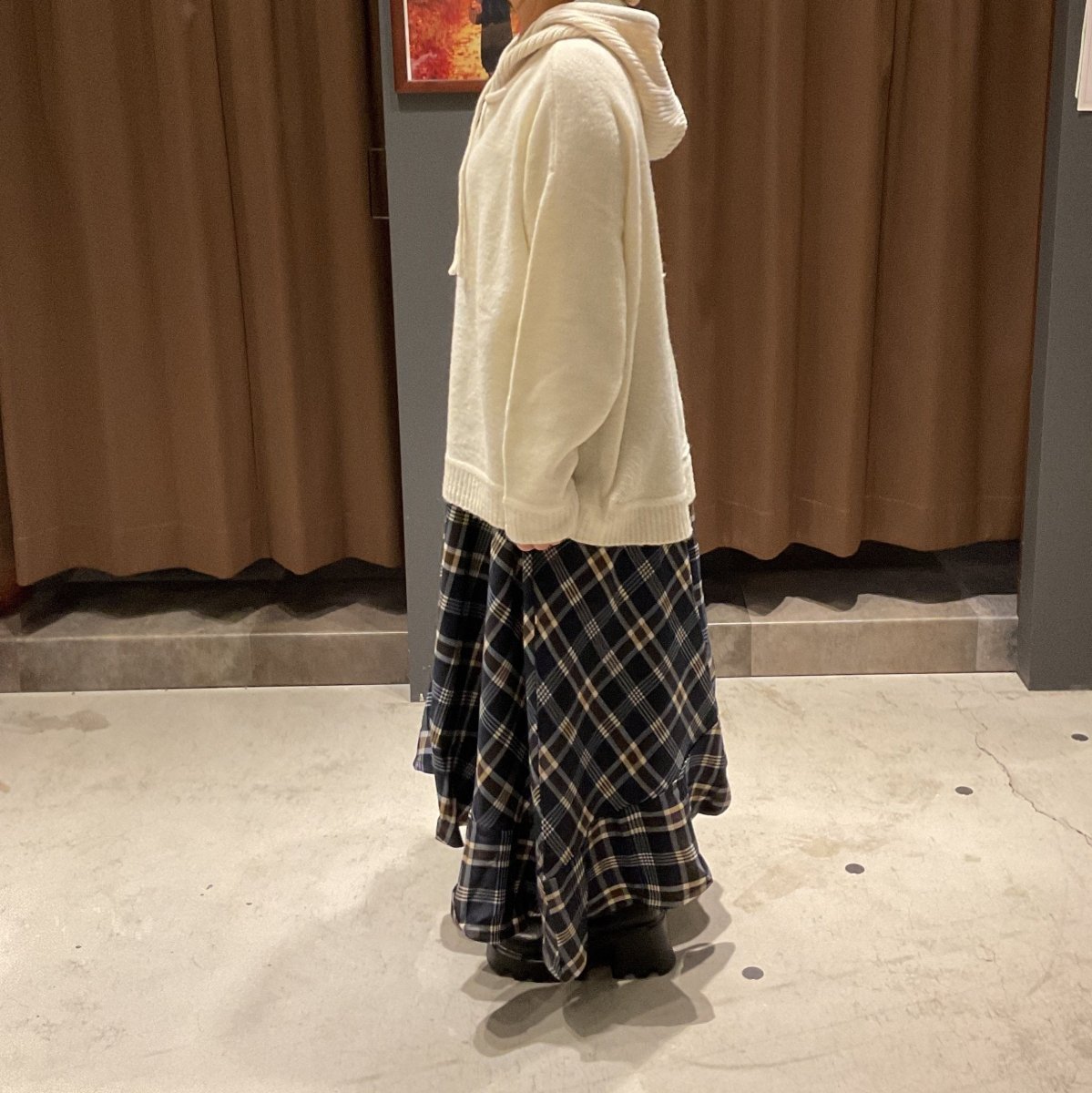 イレギュラーヘムのチェックスカート - to blossom (8166817464452)